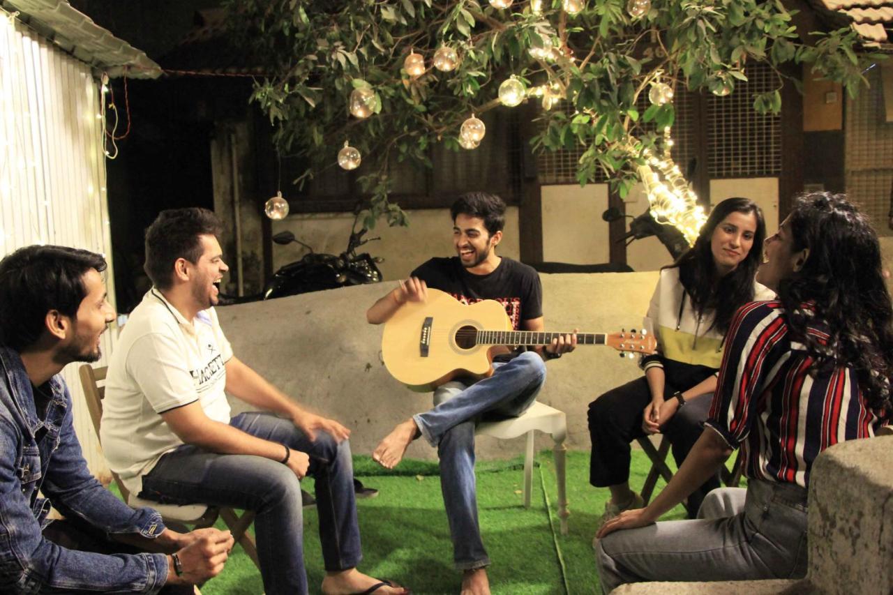 Gosolo Stays Bandra Hostel 뭄바이 외부 사진