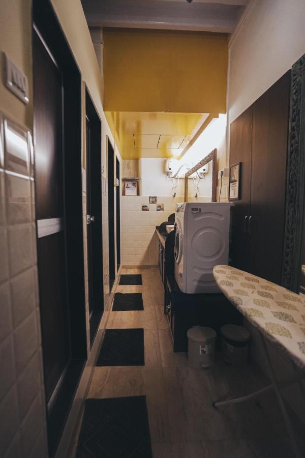 Gosolo Stays Bandra Hostel 뭄바이 외부 사진