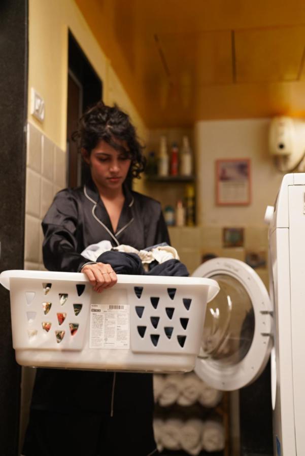 Gosolo Stays Bandra Hostel 뭄바이 외부 사진