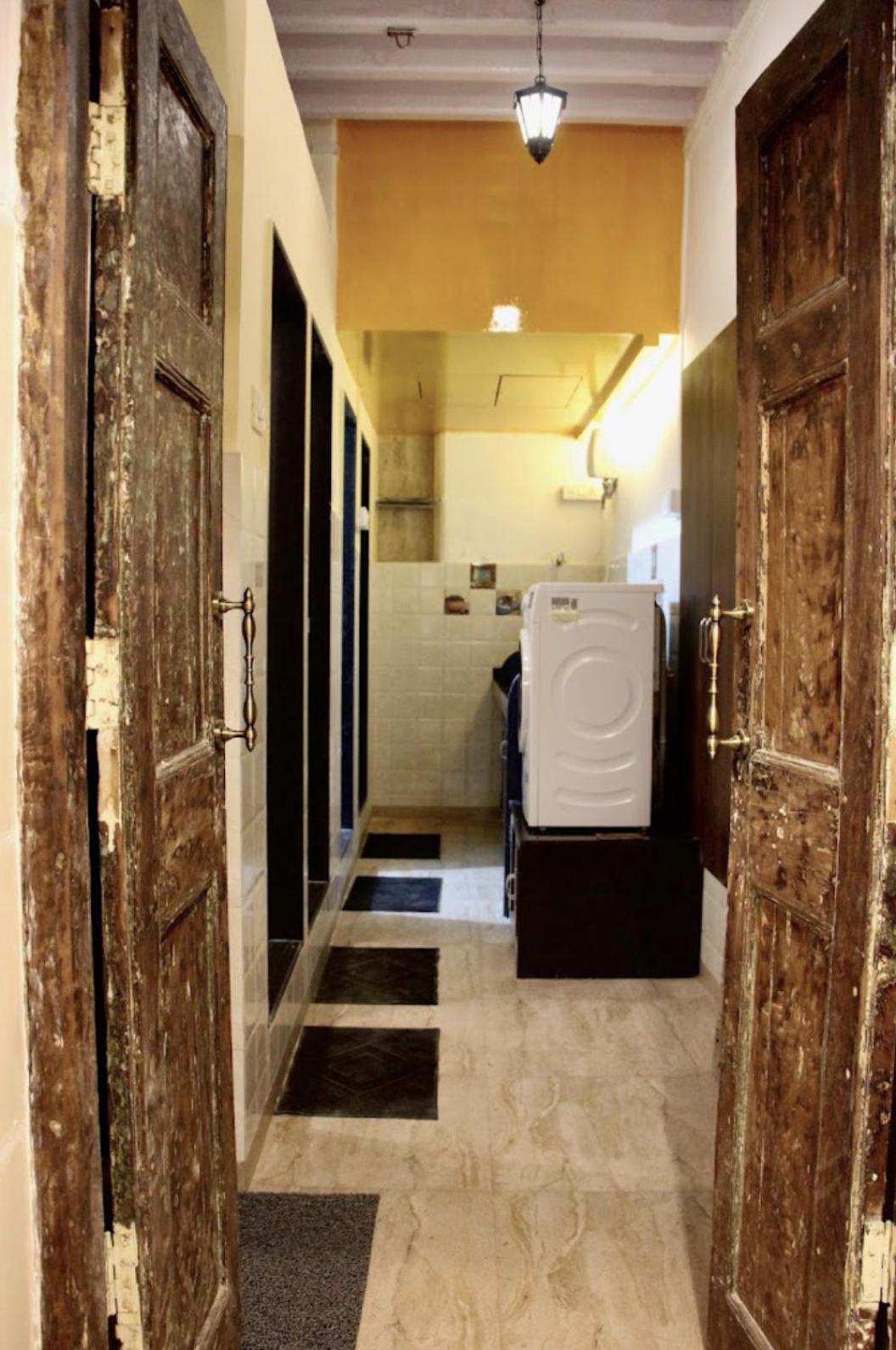 Gosolo Stays Bandra Hostel 뭄바이 외부 사진