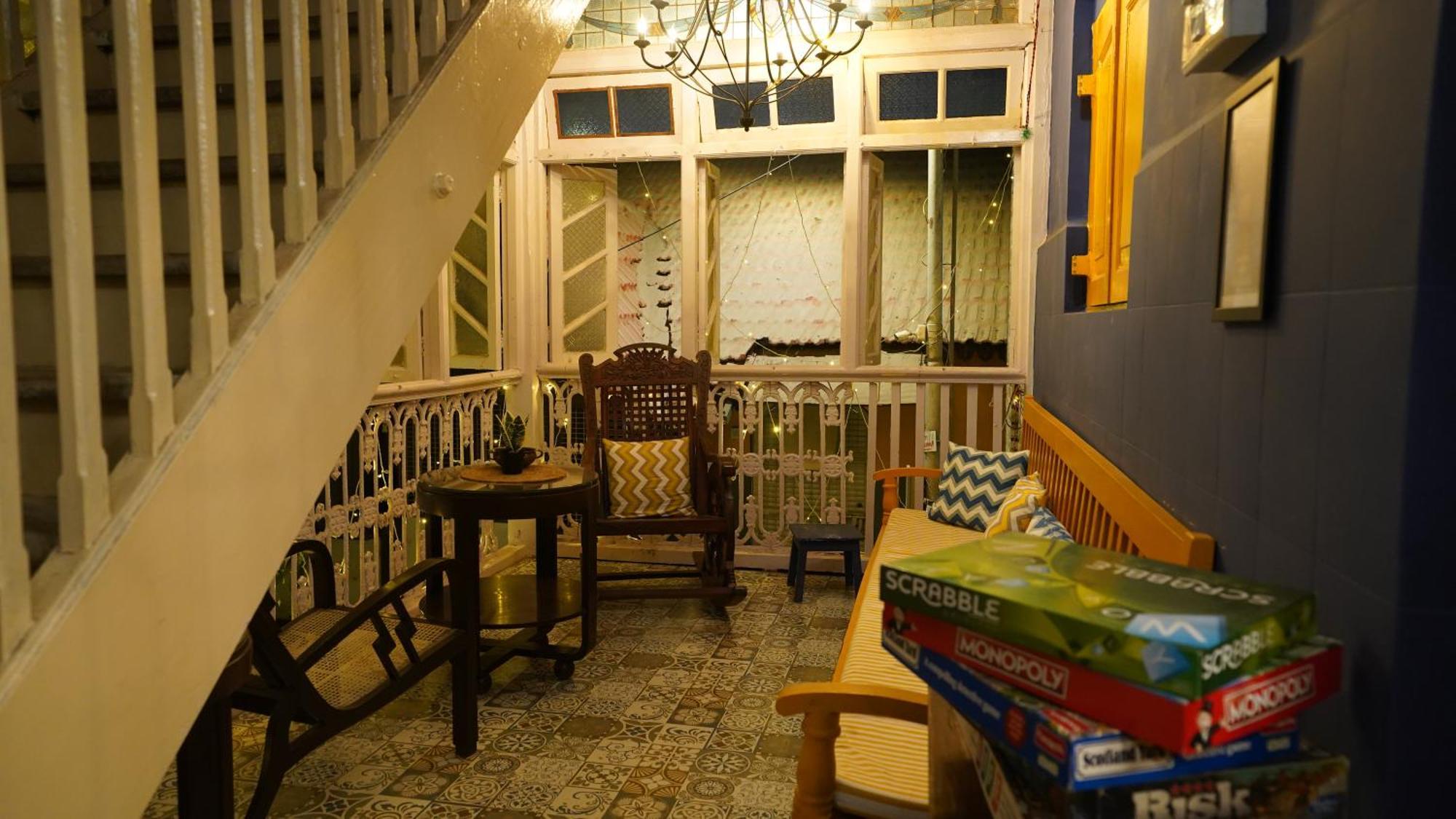 Gosolo Stays Bandra Hostel 뭄바이 외부 사진